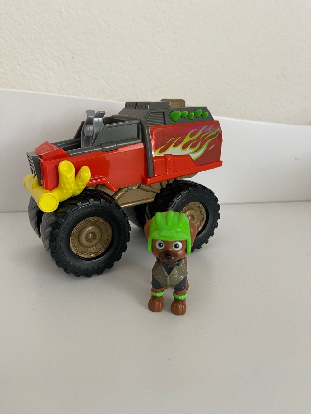 Paw Patrol Rescue Wheels Boomer and Vehicle HTF